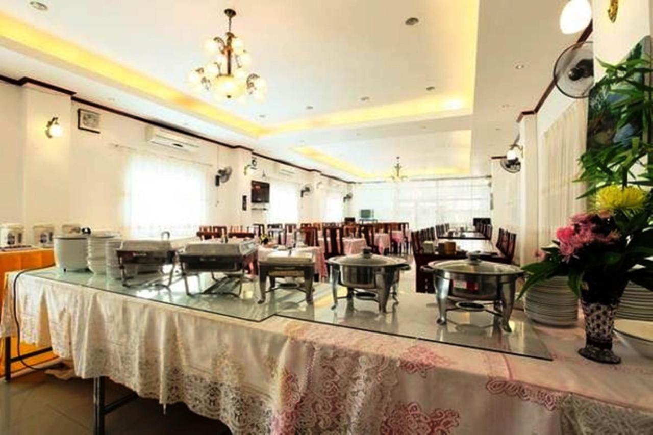 Douangpraseuth Hotel Vientiane Exterior photo